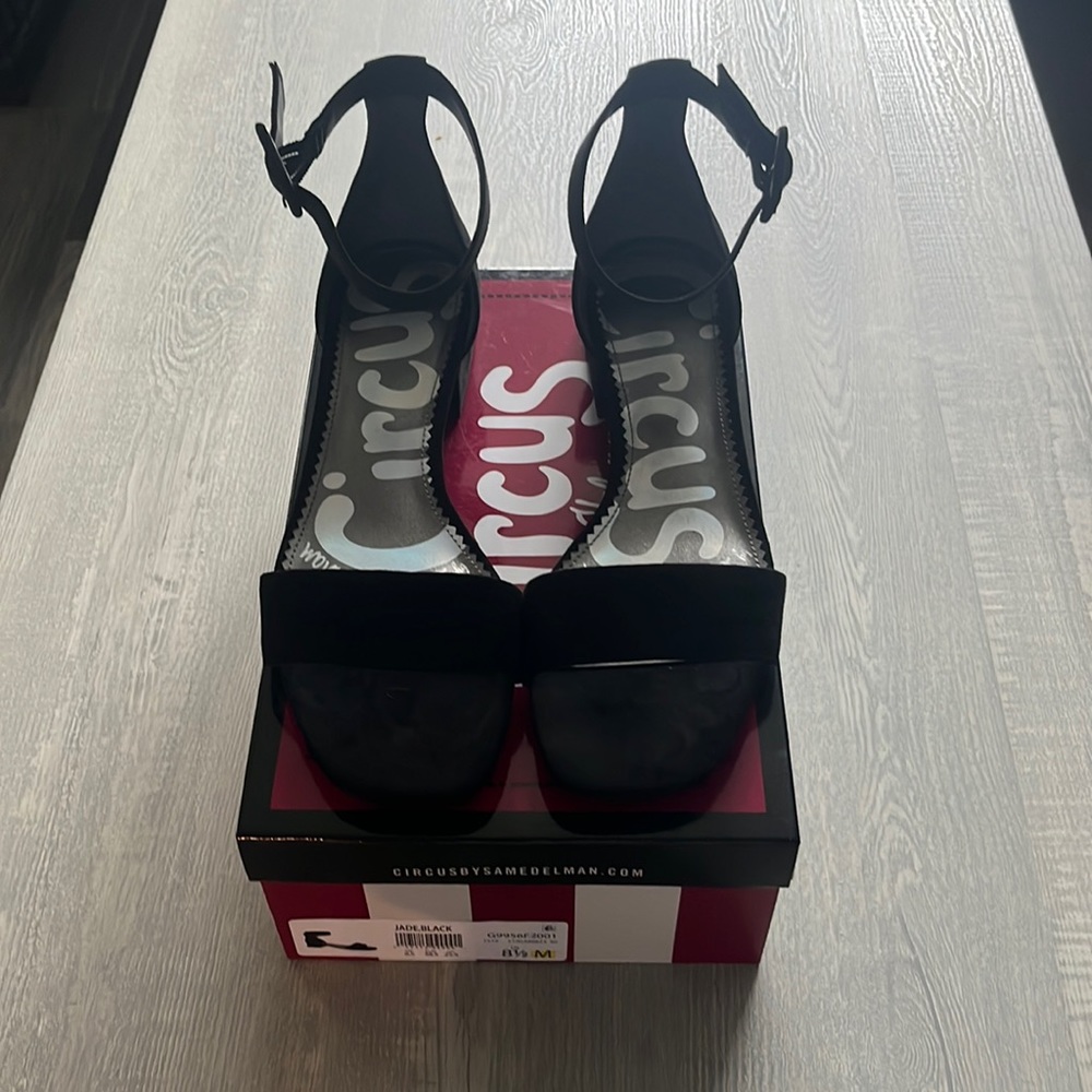 Women’s Circus by Sam Edelman Black Sandals Size 8.5